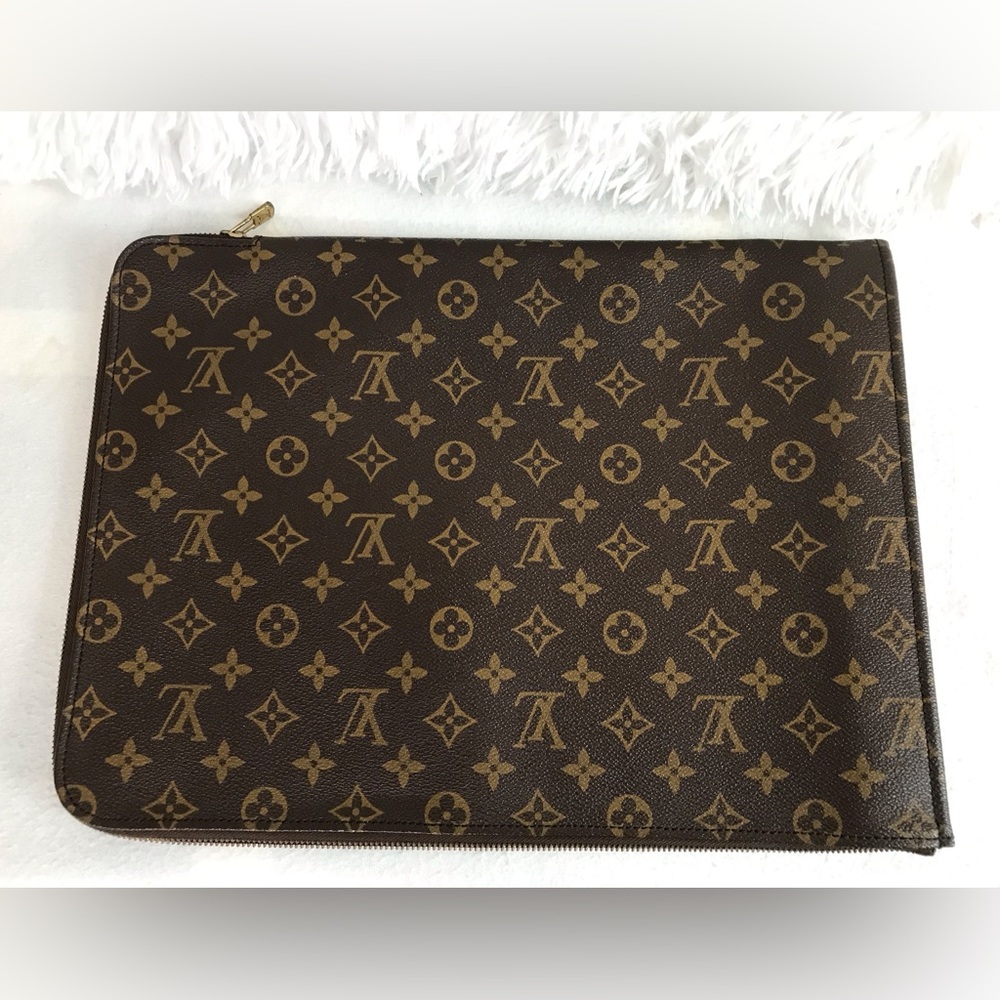 Louis Vuitton Document Holder Monogram